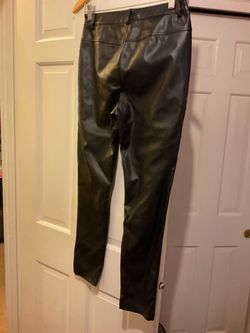 Black faux skinny leg pants new size small