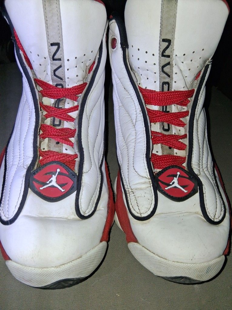 Jordan 12 Super Bowl Edition Red And White Size 10'