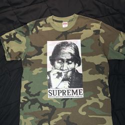 Supreme Tee size Medium