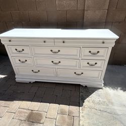 White Dresser With Black Handles 