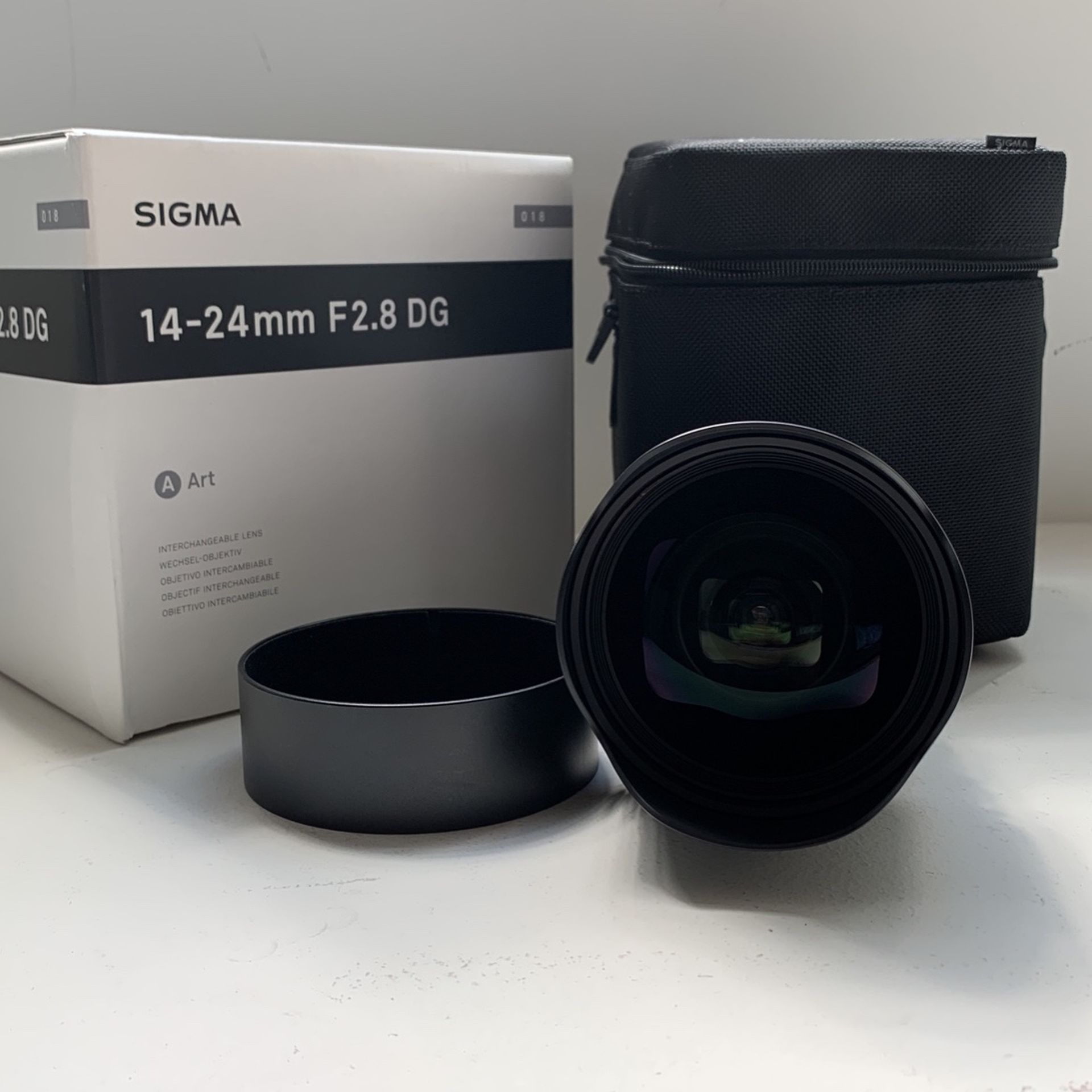 Sigma 14-24 F2.8 Canon EF Lens