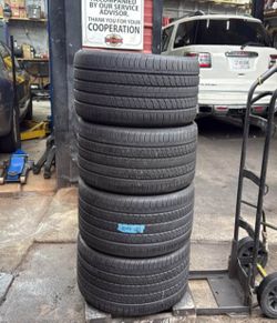 285 40 19 Continental Pro Contact Set of 4 Used