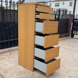 Vanity Dresser With Mirror 