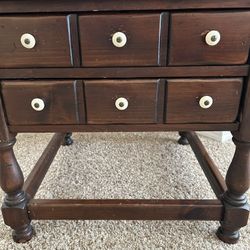 Ethan Allen Dark Tavern Pine End Table
