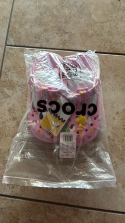 Peanuts Mary Jane Clog Crocs - Size 6