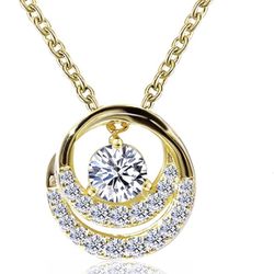 Brand new 0.5 Ct Moissanite Halo Pendant Necklace For Women 5mm Round Heart Arrows Cut DEF Color Moisanite Diamond Necklace With Yellow Gold Plated