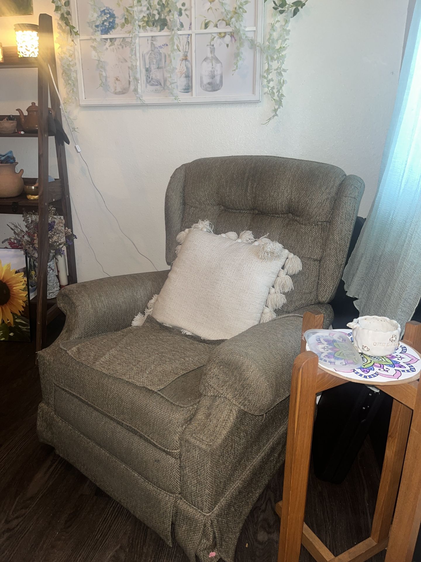 recliner chair