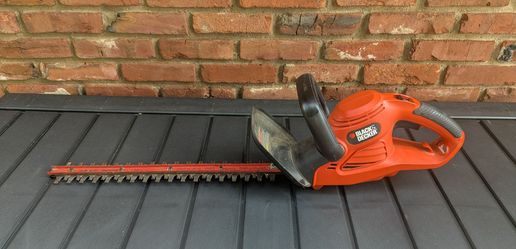 Black & Decker 20" Hedge Trimmer