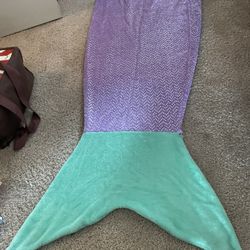 Mermaid Tail Blanket 