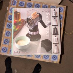 MIU Rotary Food Grater