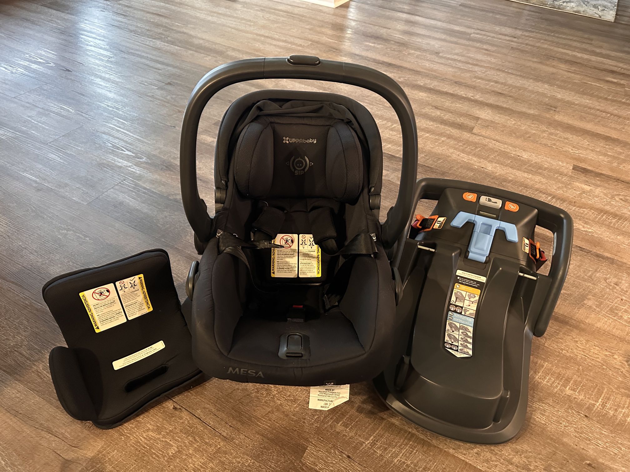 Uppa Baby Mesa V2 Infant Car Seat With Two Bases
