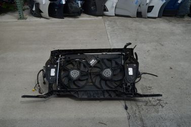 USED 2009-2016 AUDI A4 RADIATOR ASSEMBLY