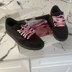 Travis Scott Jordan 1 Low
