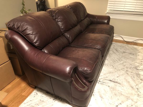 Leather sofa and chair for Sale in Spokane, WA - OfferUp