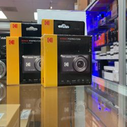 Kodak FZ55.  Red Or Blue 