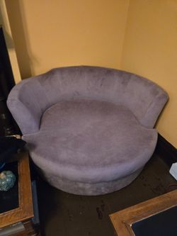 Circle chair