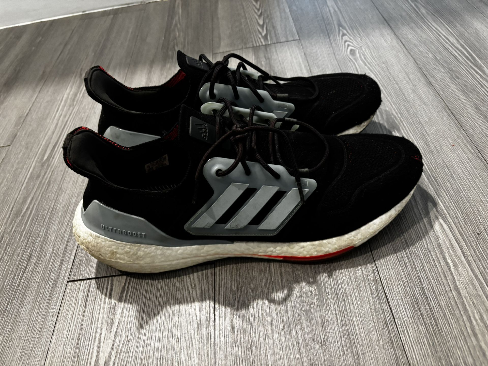 Adidas Ultraboost 22 Black Magic Gray