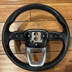 17-19 Audi Q7 Steering Wheel 