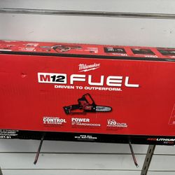 M12 Fuel 6” Hatchet