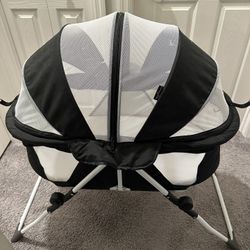 Dream On Me Bassinet