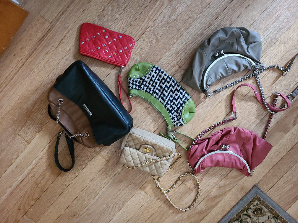 Purses And Wristlets- Buy All Or Whichever One. Make A Deal!