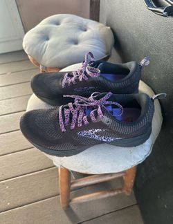Brooks Revel 5 Running Shoes Black Purple Ebony Cheetah Print Womens Size 10 Sneakers