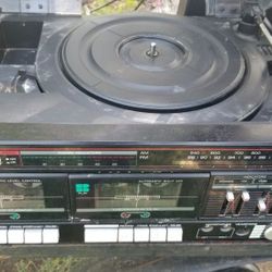Magnavox integrated stereo system