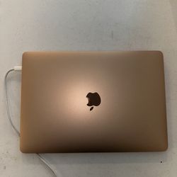 MacBook Air M1 8 GB Ventura 13.0