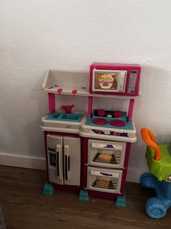 Kitchen toys and accessories 
