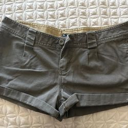 Vans Size 5 Brown Shorts