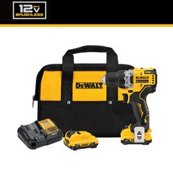 12 volt Dewalt drill + 2 batteries + charger + carrier