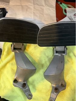 Kingpin passenger floor boards 2006 victory king pin left and right