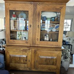 Beautiful 2 Piece Cabinet. 