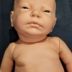 Berjusa Doll