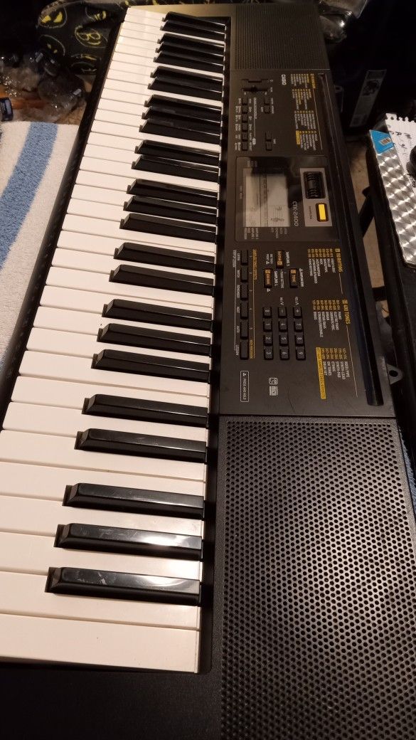 Keyboard Casio 61keys 400 sounds