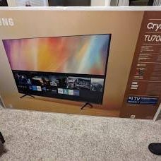 70’ Inch Samsung 4K Smart Tv