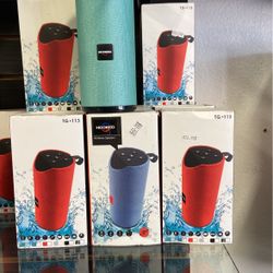 BLUETOOTH SPEAKERS 