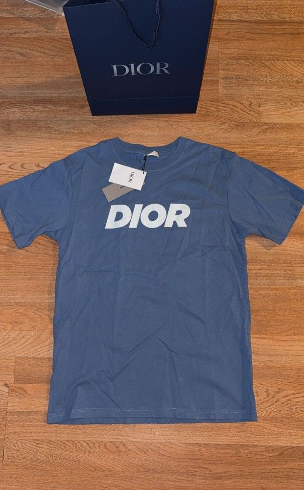CD T-shirt