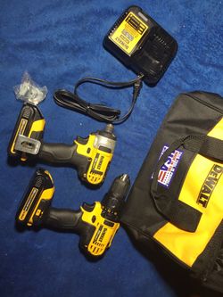 Dewalt 20V Drill & Impact FULL Set with2 Batteries abs Charger & Bag! ALL for 145 this weekend (Sat) Only 💥💥👍🏽👍🏽👍🏽👍🏽💸💸