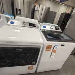 Maytag Top Load Extra Large Washer And  Higher Capacity Gas Dryer