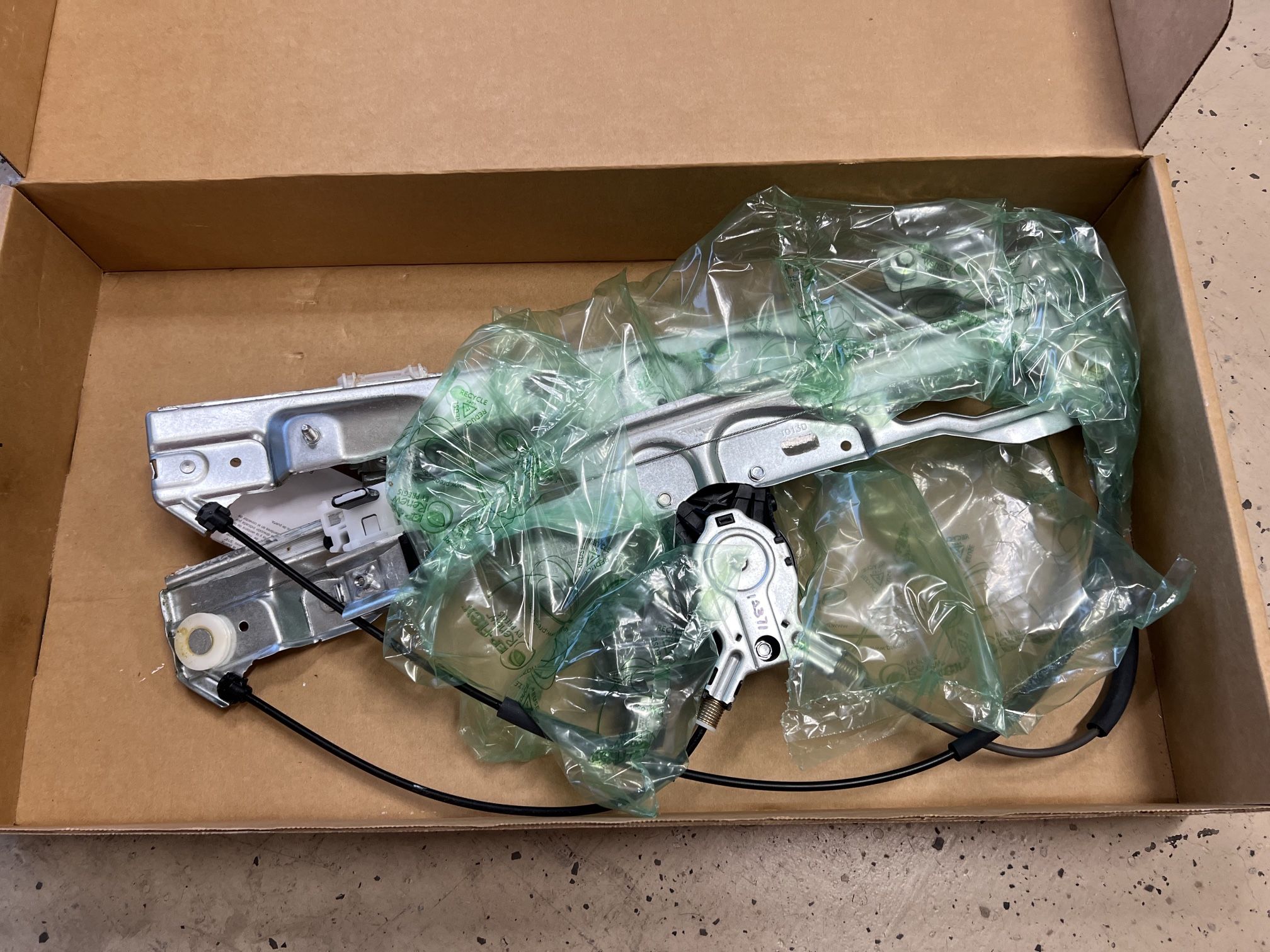 ACI 383303 Power Window Motor and Regulator Assembly For 2012 Ford F150 Front Driver Door