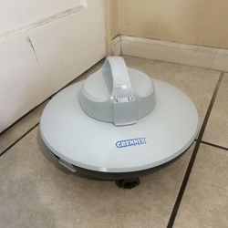 Rechargeable Robotic Pool Vacuum – Works Great