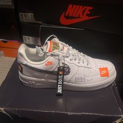 Nike Air Force 1 Just Do It Size 9.5 Brand New DS 