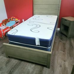NEW TWIN-SIZE MATTRESS AND BOX SPRING - 2PC