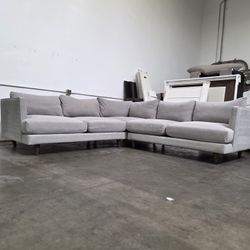  Living Spaces Article 3pc Sectional Couch-Free Delivery‼️
