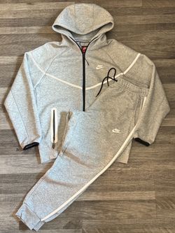 Nike tech set