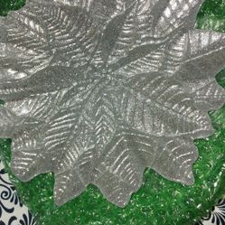 4 Leaf Decor Plates