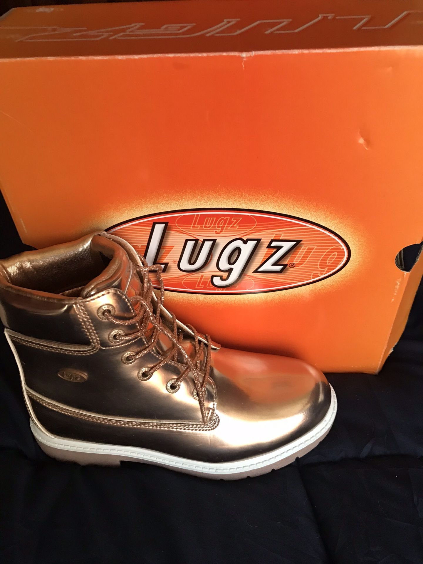 Ladies 9 men’s 7.5 Never worn