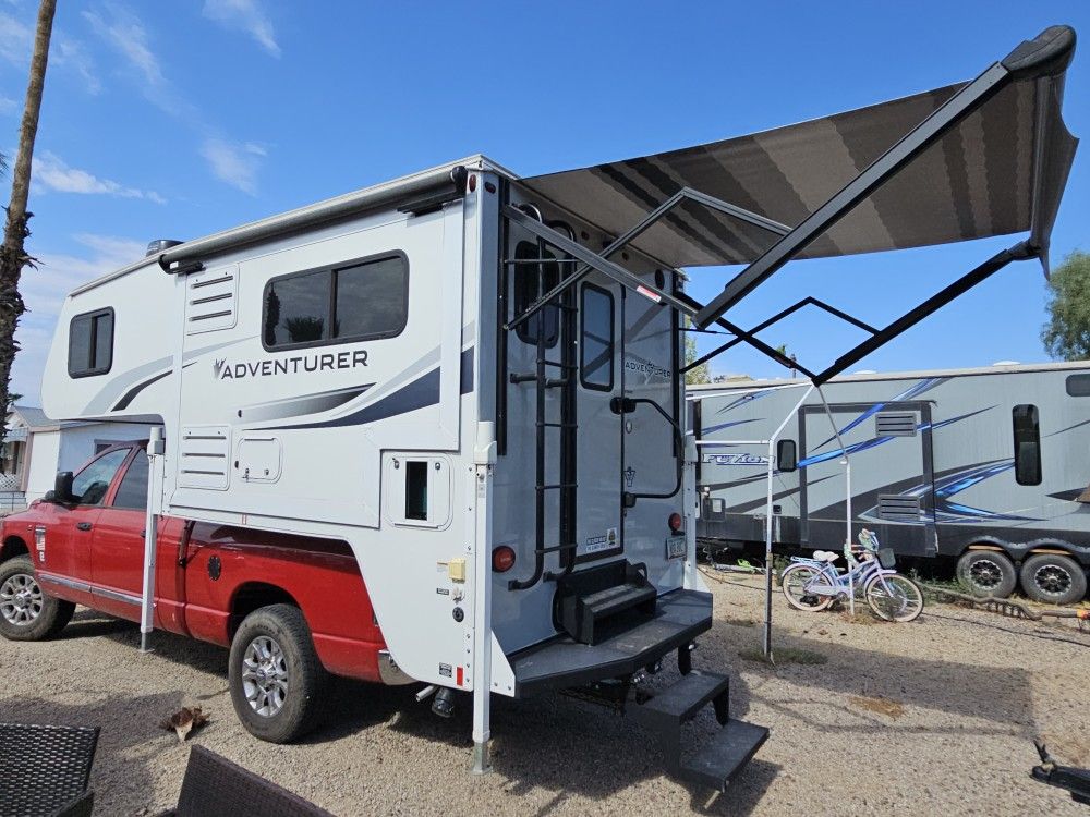 2021 Adventurer 89rbs