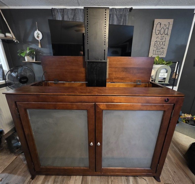 Touchstone Brookside TV Lift Cabinet